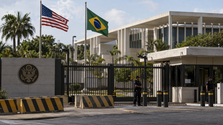 EUA suspendem atendimento na Embaixada e consulados no Brasil nesta sexta-feira; entenda o que muda para vistos e viagens